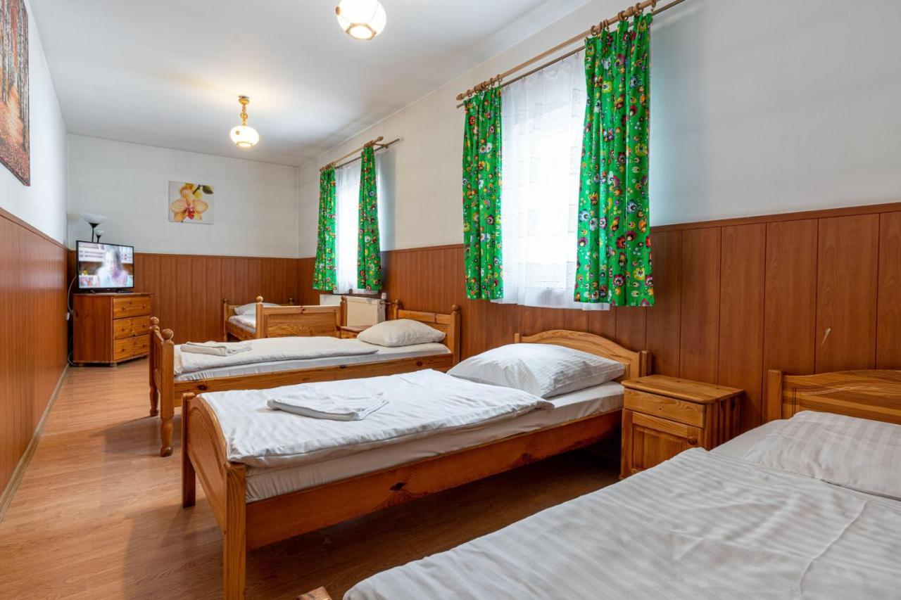 Pensjonat Beskidzki Bielsko-Biała Esterno foto